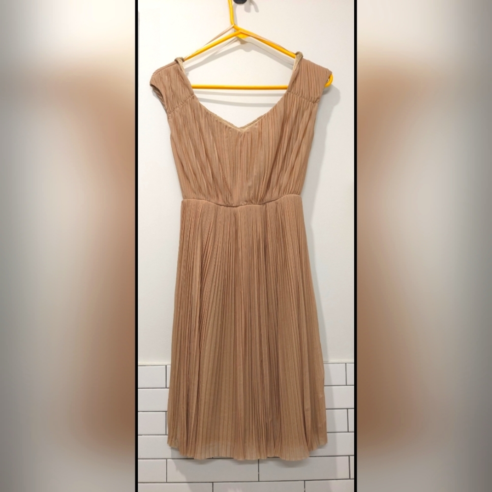 H&M size 4 tan pleated sleeveless dress